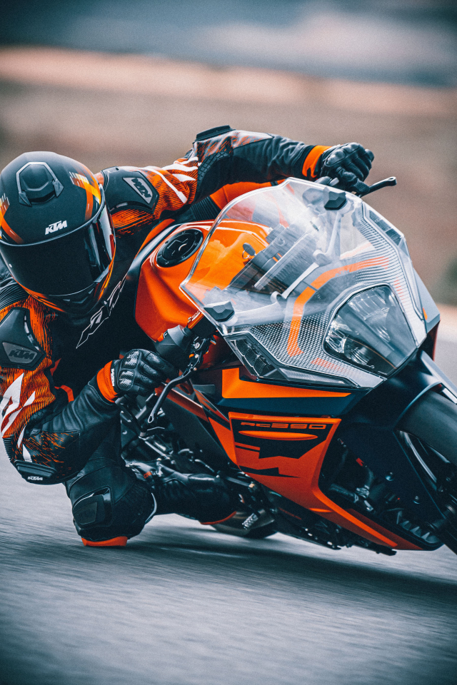 KTM RC390 2022 hoàn toàn mới ra mắt tại Châu Âu KTM RC390 2022 hoàn toàn mới ra mắt tại Châu Âu