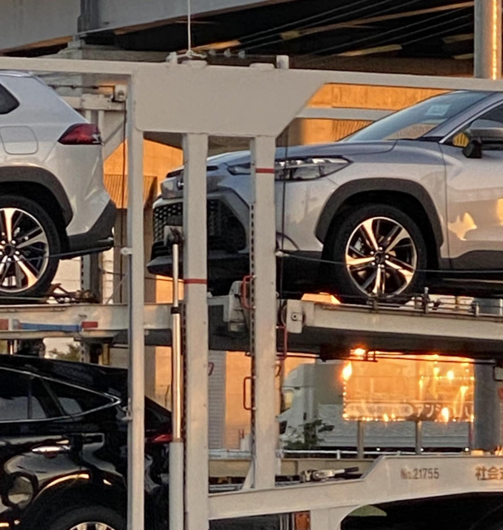 Toyota Corolla Cross 2021 tại Nhật Bản sẽ có cả phiên bản máy xăng và hybrid Toyota Corolla Cross 2021 tại Nhật Bản sẽ có cả phiên bản máy xăng và hybrid