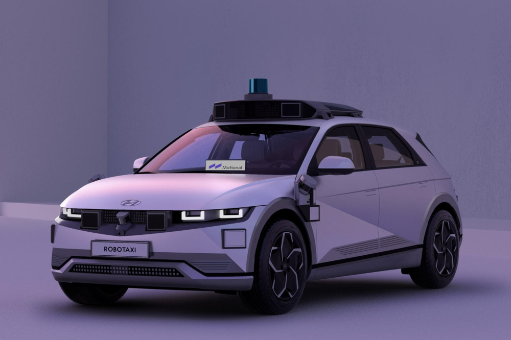 Phía trước của Robotaxi Ioniq 5