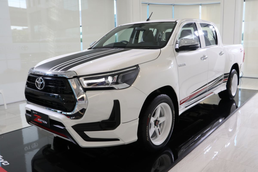 Toyota Hilux Revo Z Edition Razer