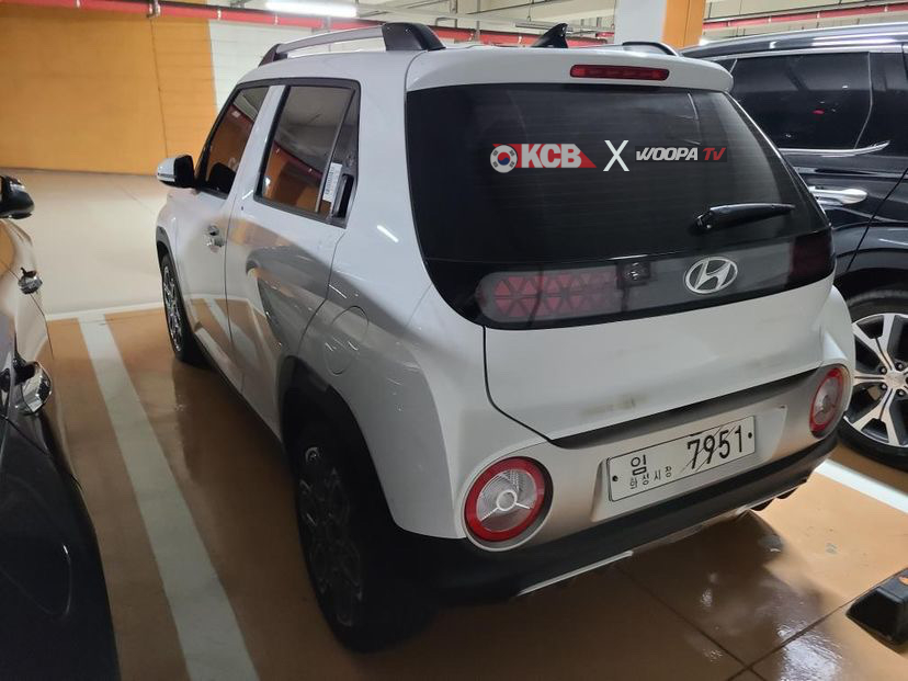 Hyundai Casper 2022 bản Active có tấm ốp gầm giả bộ khuếch tán gió sau