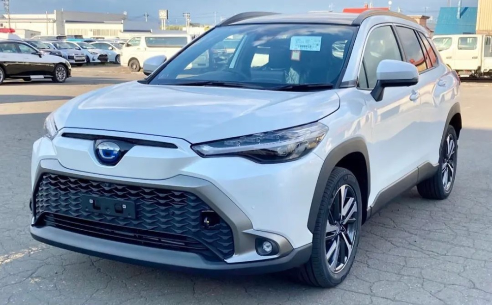 Toyota Corolla Cross 2021 lộ diện ho&agrave;n to&agrave;n trước khi ra mắt v&agrave;o tuần sau