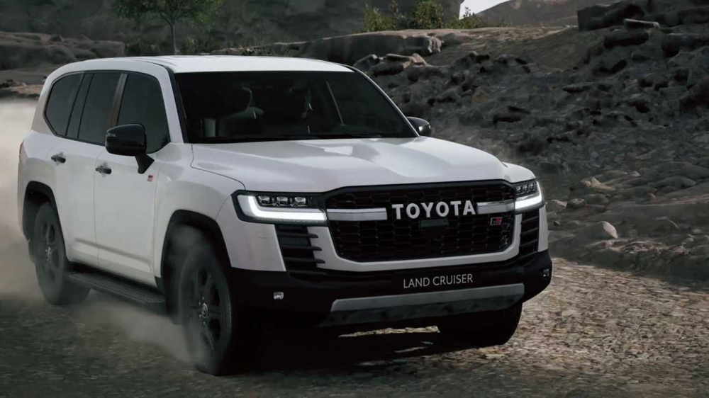 GR Sport là một trong hai bản trang bị bán rất chạy của Toyota Land Cruiser 2022 ở Nhật Bản