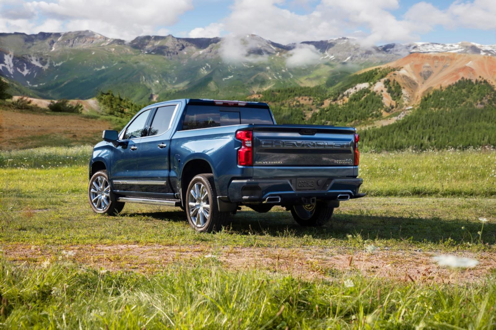 Chevrolet Silverado 1500 2022 được trang bị động cơ 4 xi-lanh mạnh mẽ Chevrolet Silverado 1500 2022 được trang bị động cơ 4 xi-lanh mạnh mẽ