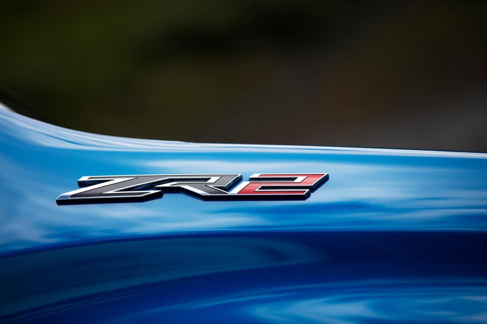 Logo ZR2 của Chevrolet Silverado ZR2 2022
