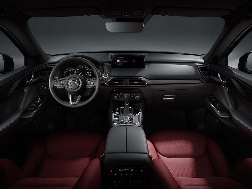 Mazda CX-9 2021 c&oacute; th&ecirc;m t&iacute;nh năng kết nối kh&ocirc;ng d&acirc;y với điện thoại th&ocirc;ng minh qua Apple CarPlay