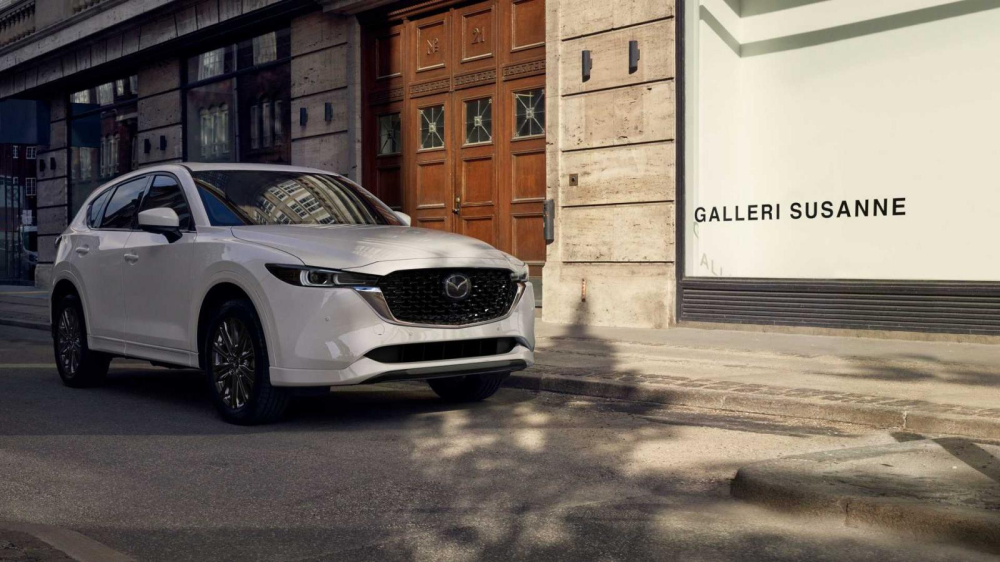 Mazda CX-5 2022 được bổ sung đèn pha sắc sảo hơn Mazda CX-5 2022 được bổ sung đèn pha sắc sảo hơn