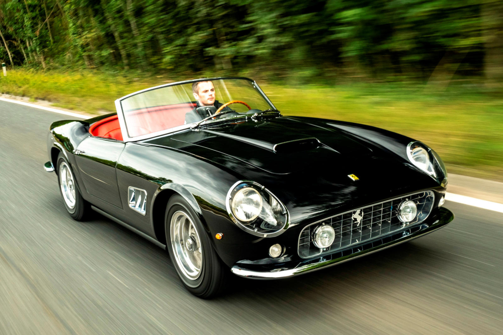 California Spyder Revival có giá không rẻ, nhưng như thế vẫn là California Spyder Revival có giá không rẻ, nhưng như thế vẫn là mềm hàng chục lần so với một chiếc Ferrari 250 GT SWB California Spyder cổ điển thật