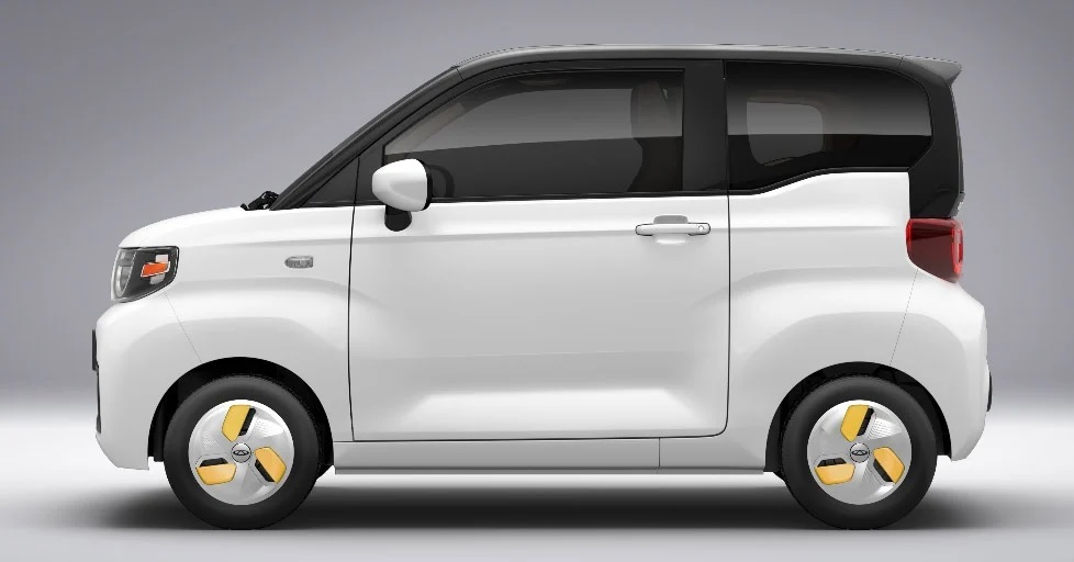 Chery QQ Ice Cream c&oacute; k&iacute;ch thước nhỏ