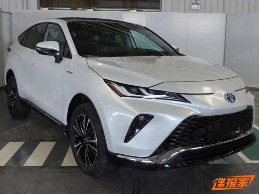 Toyota Venza 2022 với thiết kế mới lộ diện Toyota Venza 2022 với thiết kế mới lộ diện