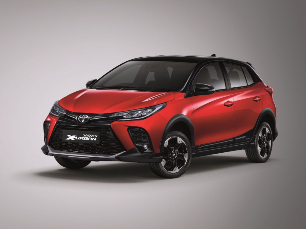 Cận cảnh thiết kế đầu xe của Toyota Yaris X-Urban 2022 Cận cảnh thiết kế đầu xe của Toyota Yaris X-Urban 2022