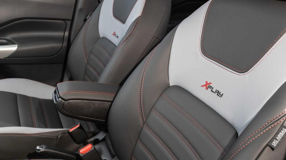 Logo XPlay trên ghế của Nissan Kicks XPlay 2022 Logo XPlay trên ghế của Nissan Kicks XPlay 2022