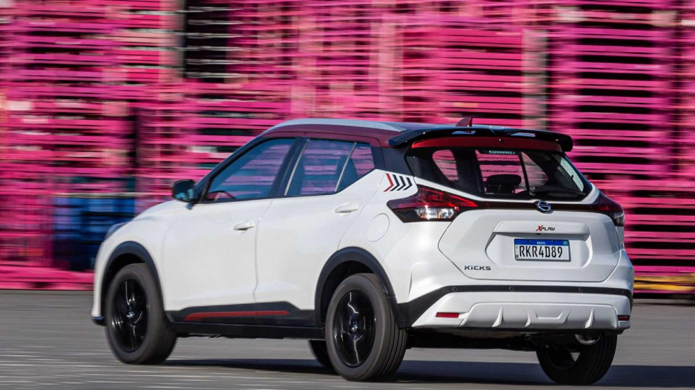 Nissan Kicks XPlay 2022 có thêm cánh gió mui mới Nissan Kicks XPlay 2022 có thêm cánh gió mui mới