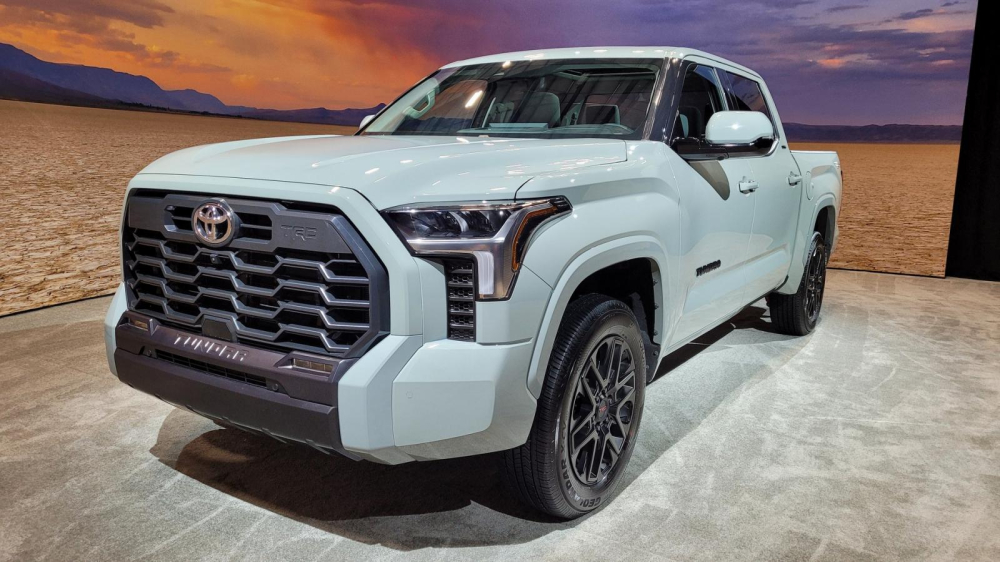 Toyota Tundra 2022 với gói phụ kiện TRD Sport Toyota Tundra 2022 với gói phụ kiện TRD Sport