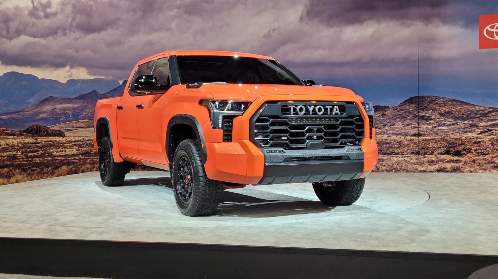Toyota Tundra TRD Pro 2022 - đối thủ dành cho Ford F-150 Raptor Toyota Tundra TRD Pro 2022 - đối thủ dành cho Ford F-150 Raptor