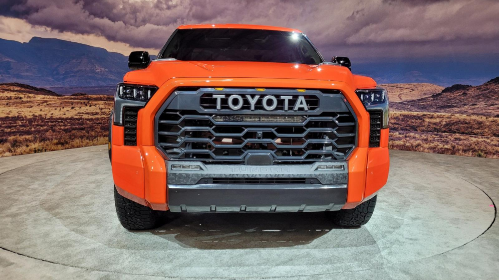 Cận cảnh đầu xe của Toyota Tundra TRD Pro 2022 Cận cảnh đầu xe của Toyota Tundra TRD Pro 2022
