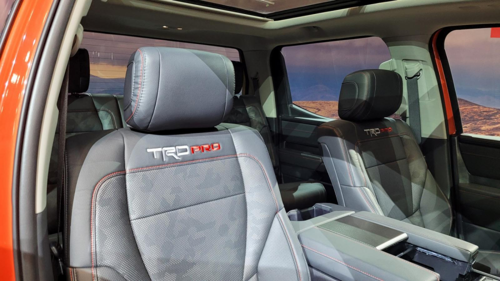 Ghế bọc da với họa tiết rằn ri của Toyota Tundra TRD Pro 2022 Ghế bọc da với họa tiết rằn ri của Toyota Tundra TRD Pro 2022