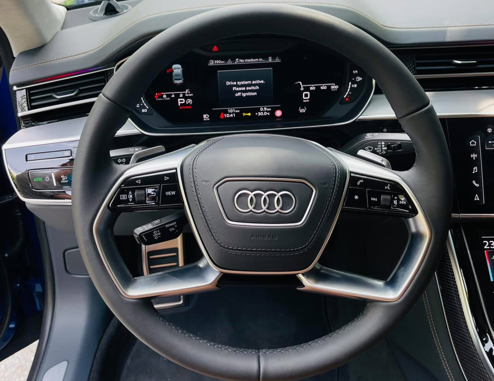 Trải nghiệm sau vô lăng của Audi S8 2021 tại Việt Nam rất có thể phải trên 8 tỷ đồng Trải nghiệm sau vô lăng của Audi S8 2021 tại Việt Nam rất có thể phải trên 8 tỷ đồng
