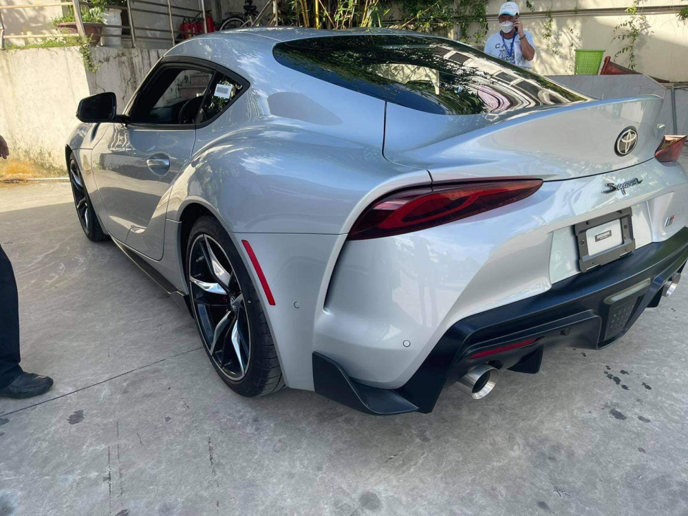 Toyota GR Supra có công suất 335 mã lực, tương đương xe BMW Z4 M40i 2019 dành cho các thị trường trên thế giới ngoại trừ Mỹ