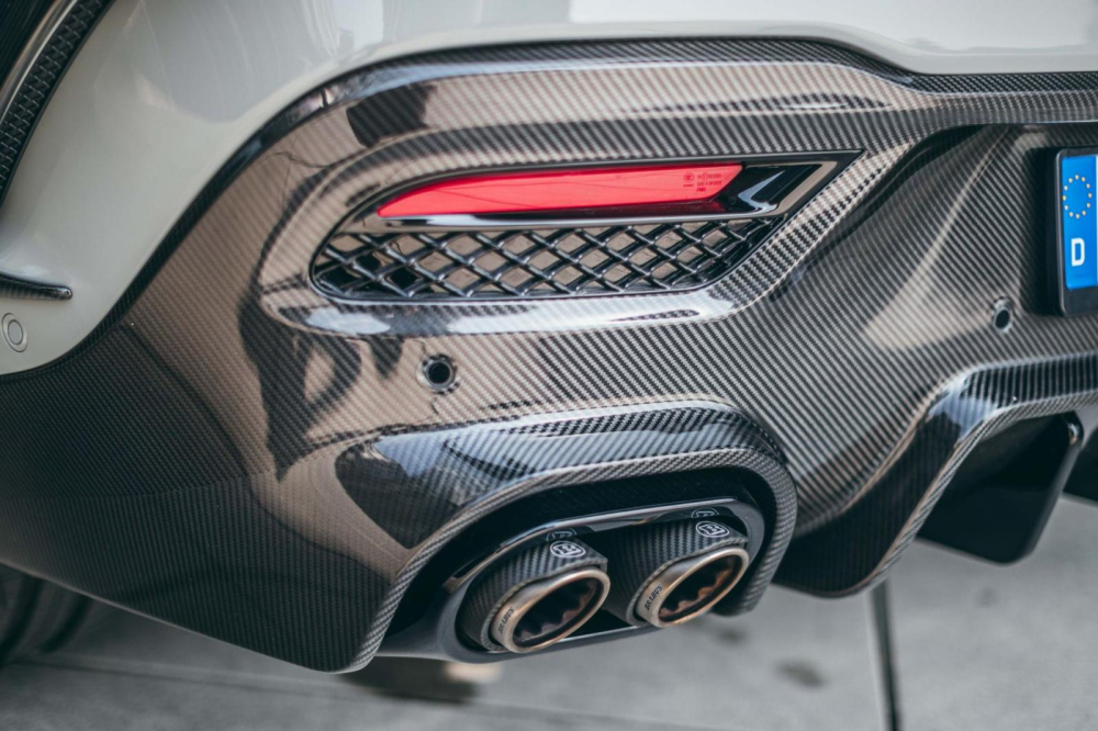Cản va và ống pô của Brabus 900 Rocket Edition dựa trên Mercedes-AMG GLE Coupe Cản va và ống pô của Brabus 900 Rocket Edition dựa trên Mercedes-AMG GLE Coupe