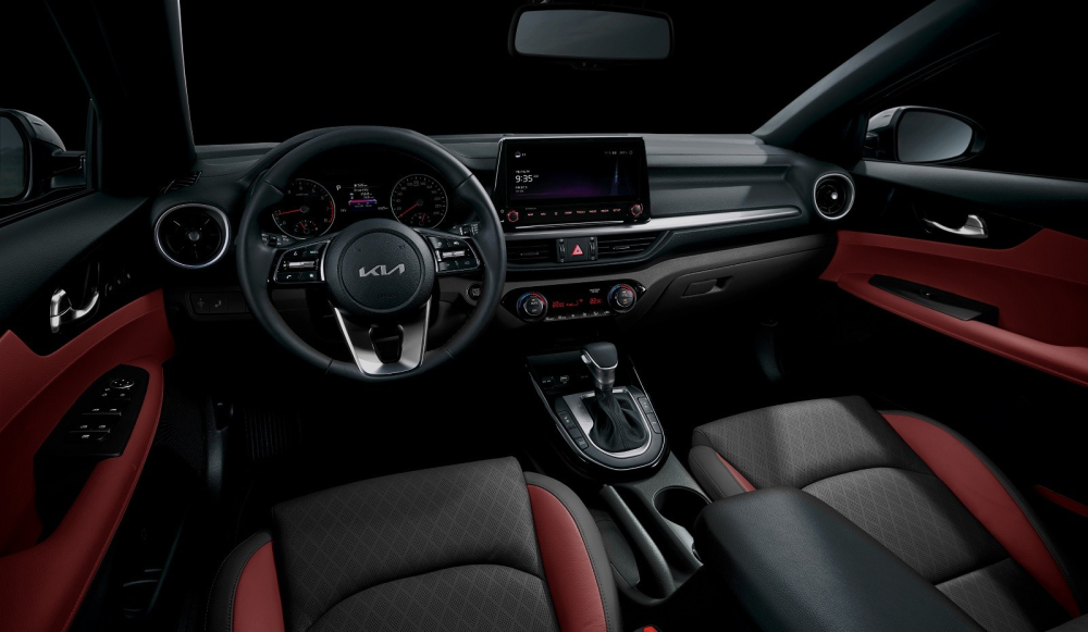 Nội thất của Kia K3 Premium 2022.