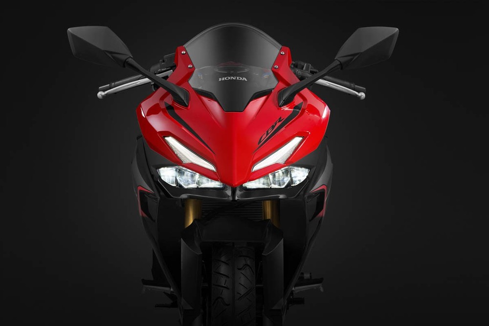 Honda CBR150R 2021