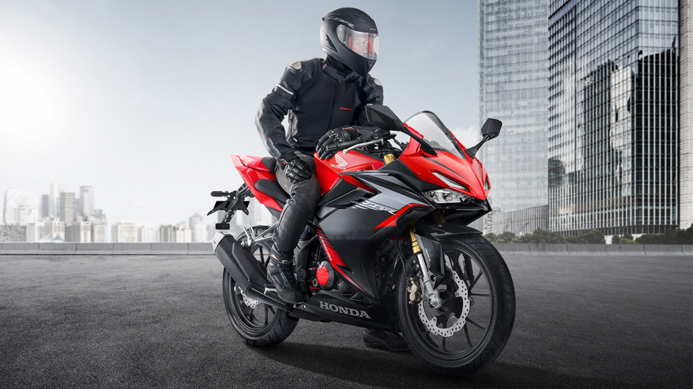 Honda CBR150R 2021