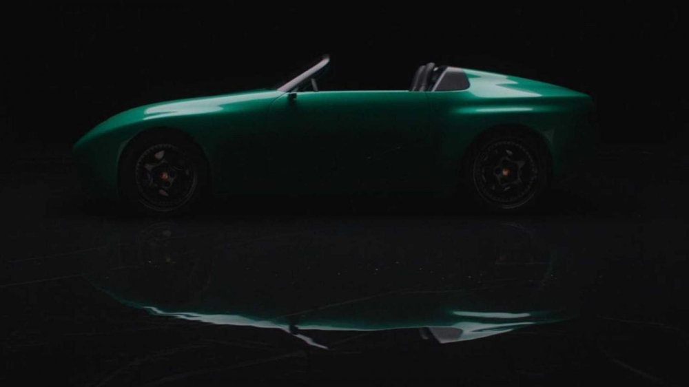Phía bên của Porsche 968 L'Art