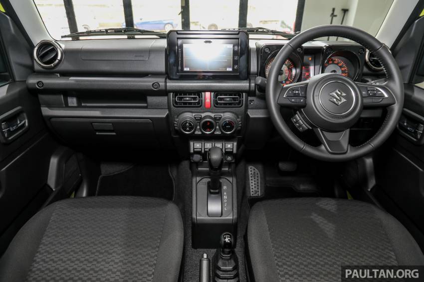 Nội thất bên trong Suzuki Jimny 2021 tại Malaysia