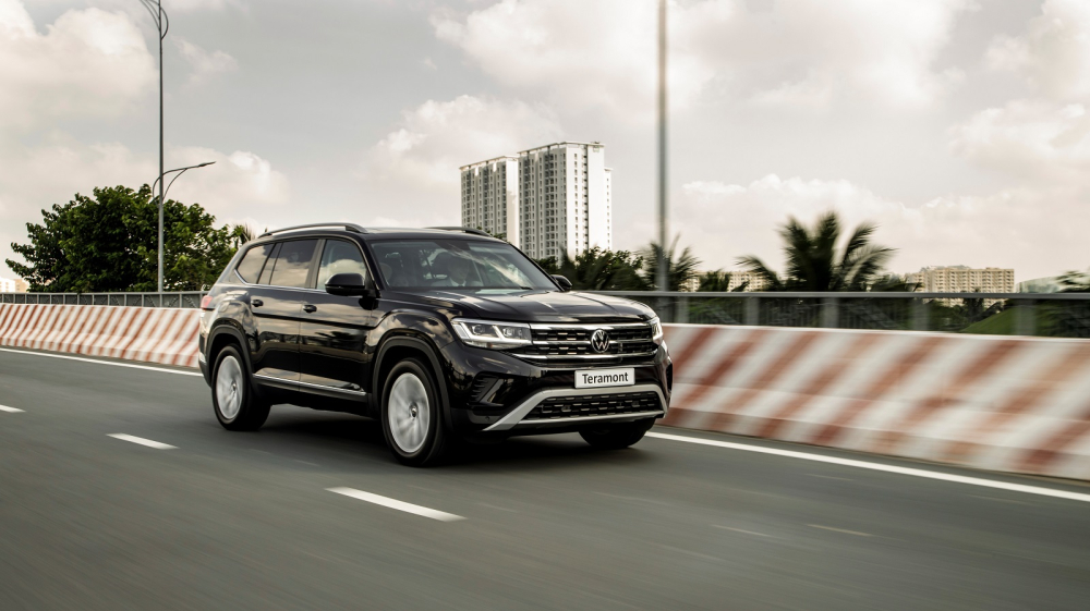 Volkswagen Teramont được nhập khẩu nguy&ecirc;n chiếc từ Mỹ.