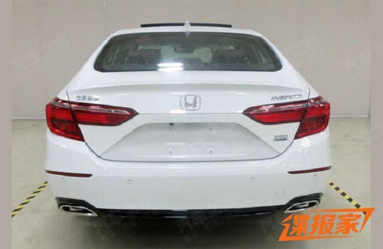 Thiết kế đằng sau của Honda Inspire 2022