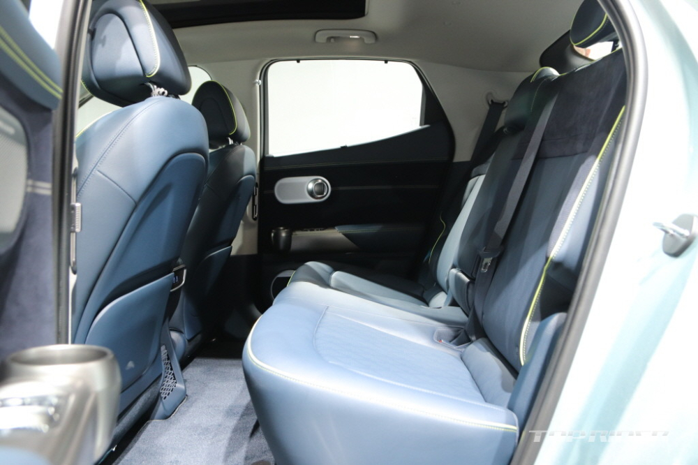 H&agrave;ng ghế sau của Genesis GV60 2022