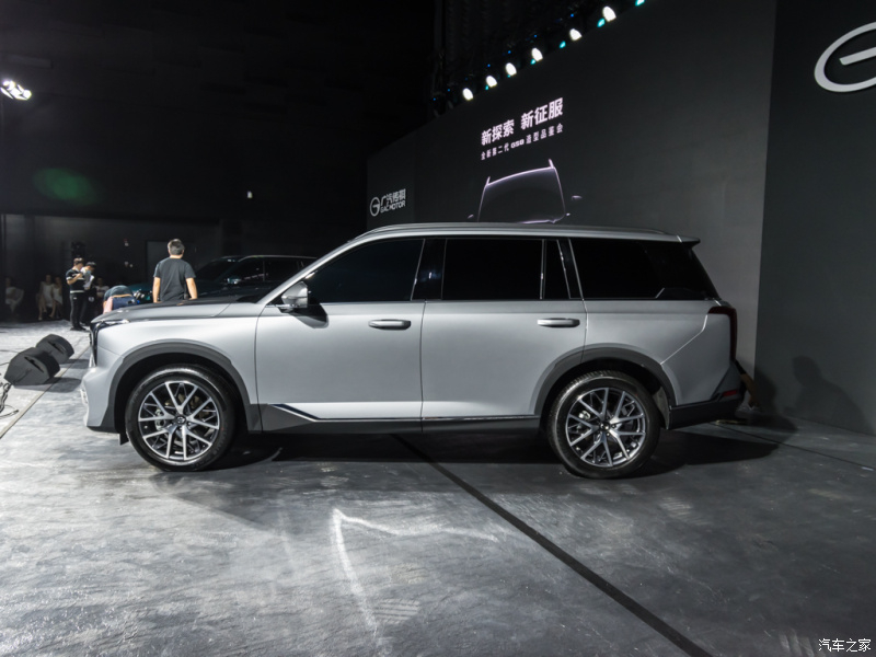 GAC Trumpchi GS8 2022 có kích thước lớn