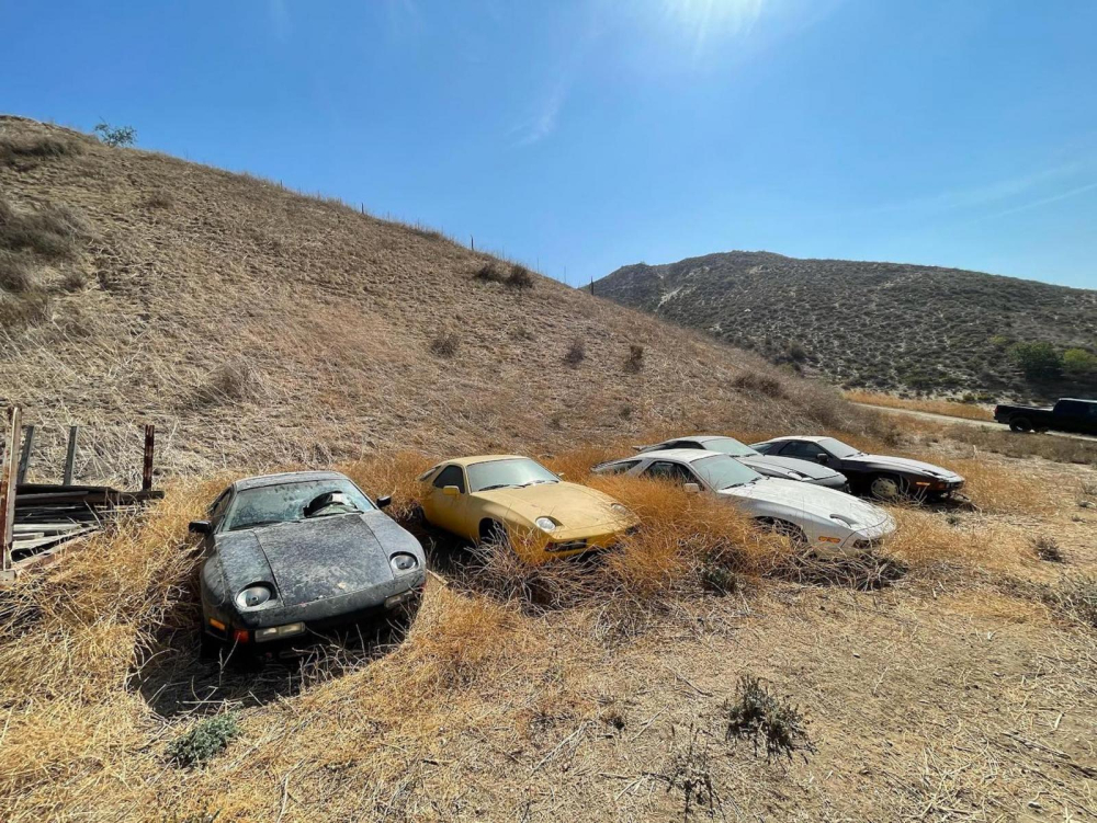 Có hơn chục chiếc Porsche 928 đang cư ngụ tại đây