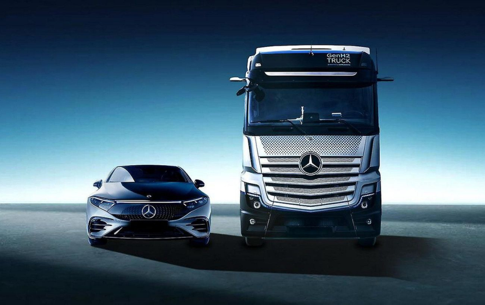 Từ th&aacute;ng 2 năm sau, Daimler sẽ t&aacute;ch l&agrave;m hai v&agrave; đổi t&ecirc;n th&agrave;nh tập đo&agrave;n Mercedes-Benz