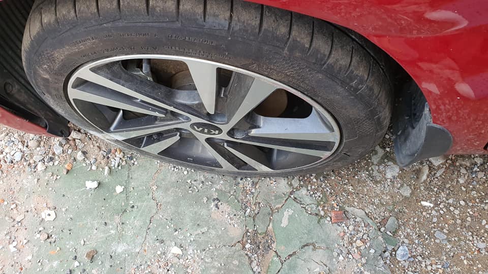 Chiếc Kia Cerato n&agrave;y thuộc đời 2018 v&agrave; phi&ecirc;n bản 2.0 AT