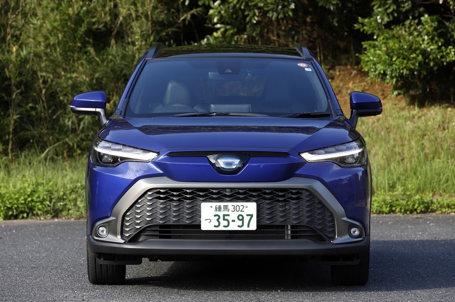 Cận cảnh thiết kế đầu xe của Toyota Corolla Cross d&agrave;nh cho Nhật Bản