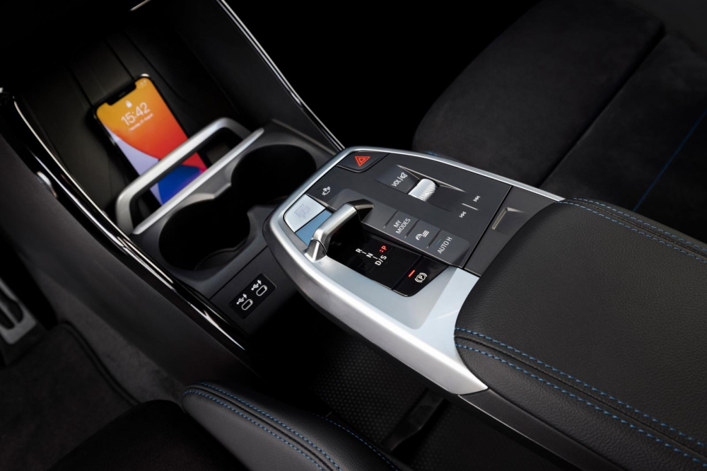 Bệ tì tay trung tâm của BMW 2-Series Active Tourer 2022