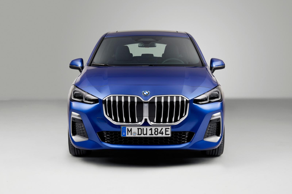 Cản trước của BMW 2-Series Active Tourer 2022 với gói M Sport