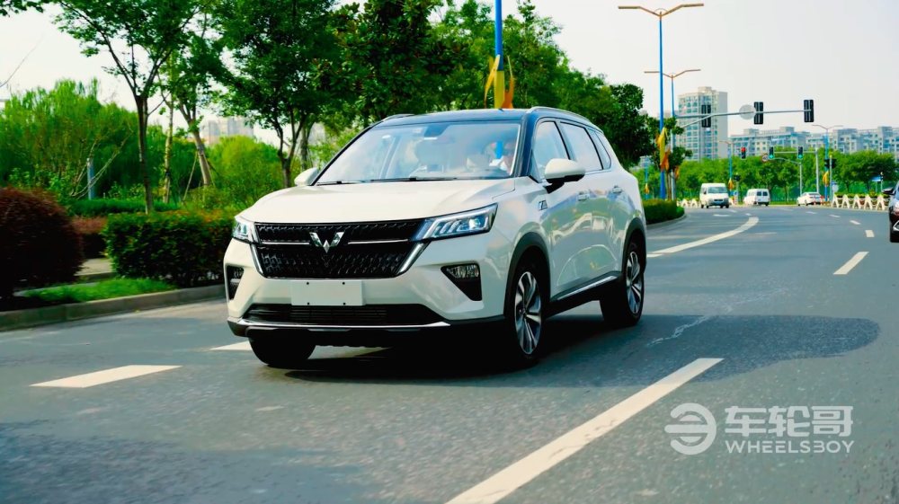 Th&ocirc;ng số vận h&agrave;nh v&agrave; cảm gi&aacute;c l&aacute;i của Wuling Asta 2021 kh&ocirc;ng được đ&aacute;nh gi&aacute; cao