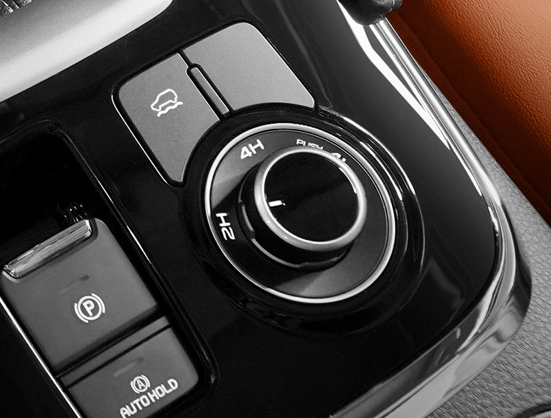 N&uacute;m xoay chọn chế độ của hệ dẫn động 4 b&aacute;nh