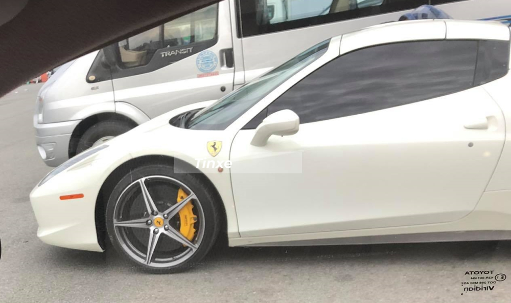 Xe sở hữu m&acirc;m 5 chấu đơn