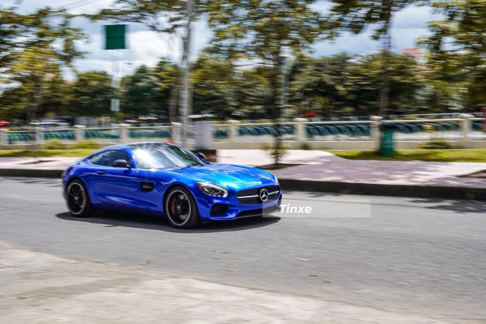 Mercedes-AMG GT S trên đường phố Sài thành Mercedes-AMG GT S trên đường phố Sài thành