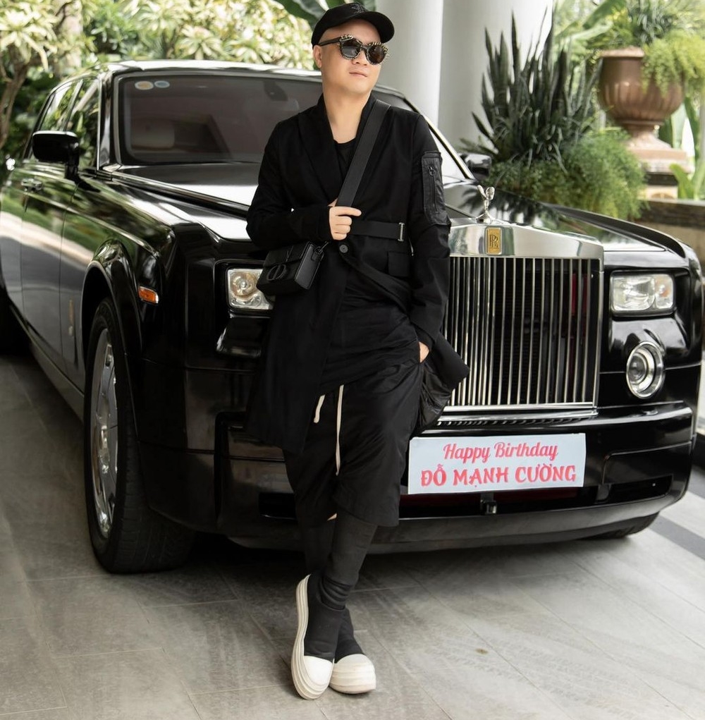 Xe siêu sang Rolls-Royce Phantom đời cũ của Đỗ Mạnh Cường