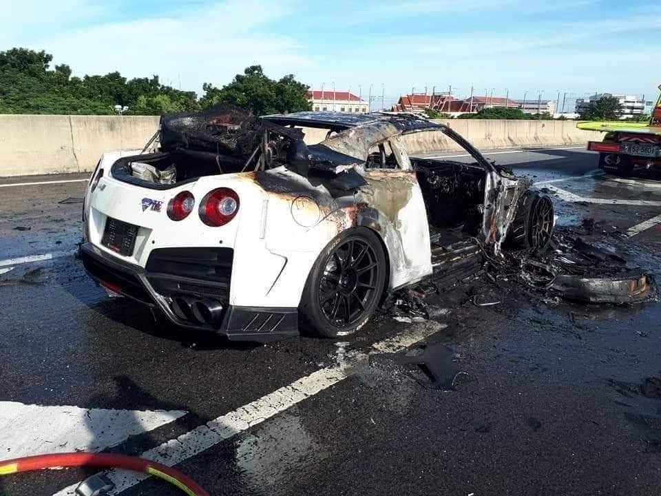 Chiếc Nissan GT-R R35 độ 1.600 m&atilde; lực kh&oacute; l&ograve;ng được phục hồi lại nhan sắc