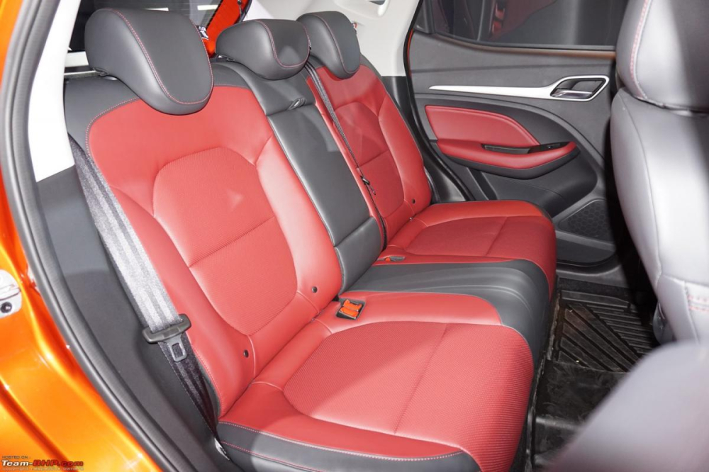 H&agrave;ng ghế sau của MG Astor 2021