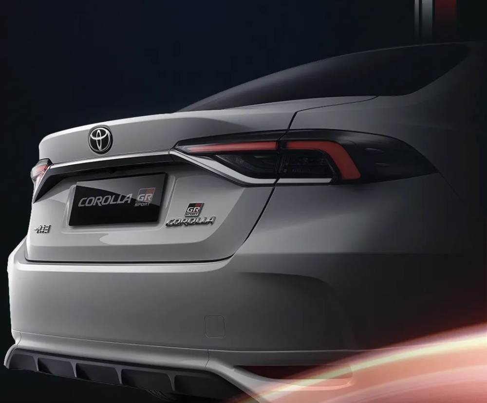 Thiết kế đằng sau của Toyota Corolla GR Sport 2022