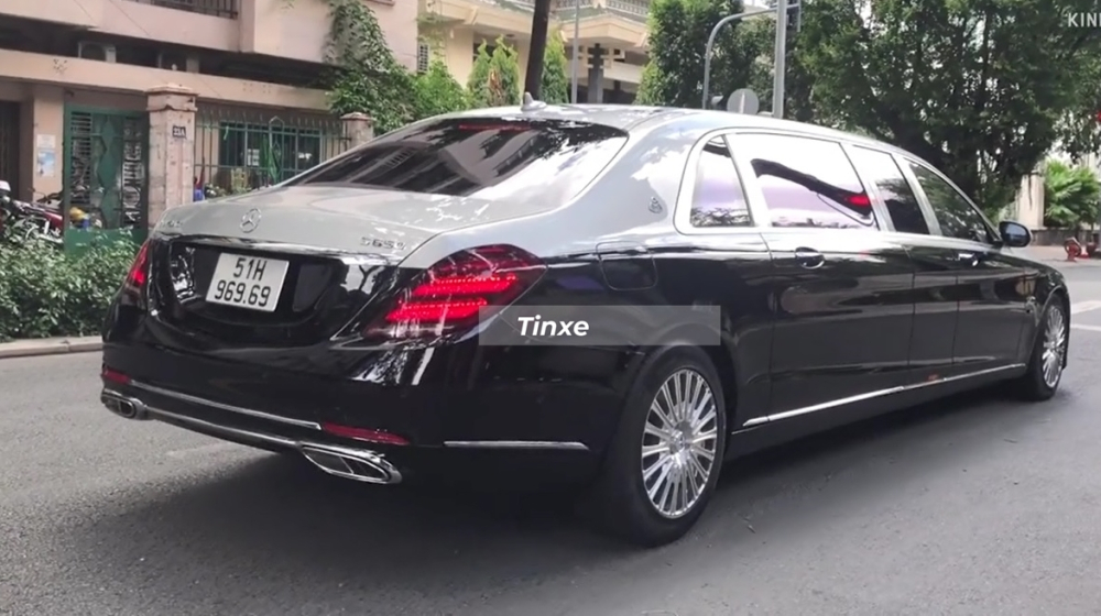 Mercedes-Maybach S650 Pullman này mang biển siêu đẹp Mercedes-Maybach S650 Pullman này mang biển siêu đẹp