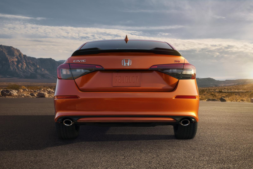 Honda Civic Si 2022 có nhiều chi tiết ngoại thất màu đen Honda Civic Si 2022 có nhiều chi tiết ngoại thất màu đen