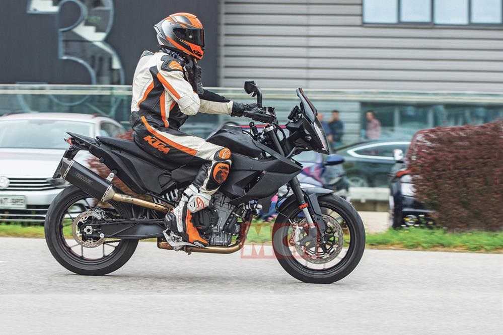 KTM 890 SMT